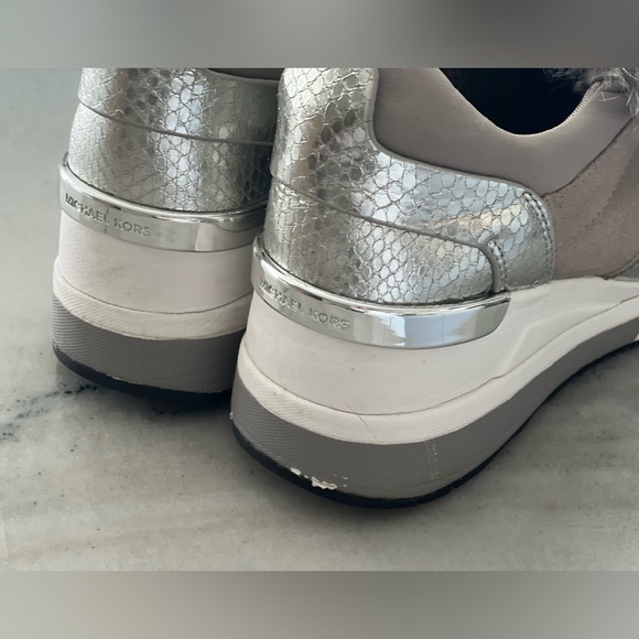 Platform Maven Wedge Fur Sneakers by Michael Kors Size 7.5 (38) - Picture 6 of 10